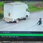 रेलवे फाटक का बैरियर तोड़कर वाहन चालक फरार, आरपीएफ ने की पहचान